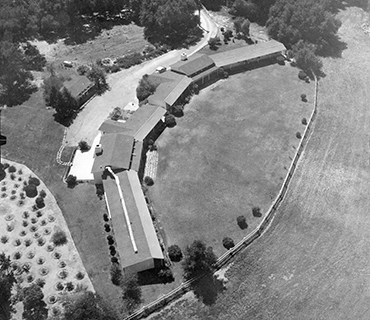 <span>1960</span> 
The John Wayne Ranch House served as the Club's temporary Clubhouse. The golf course was opened for play on November 1, 1960.